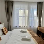 Synek شقة فندقية